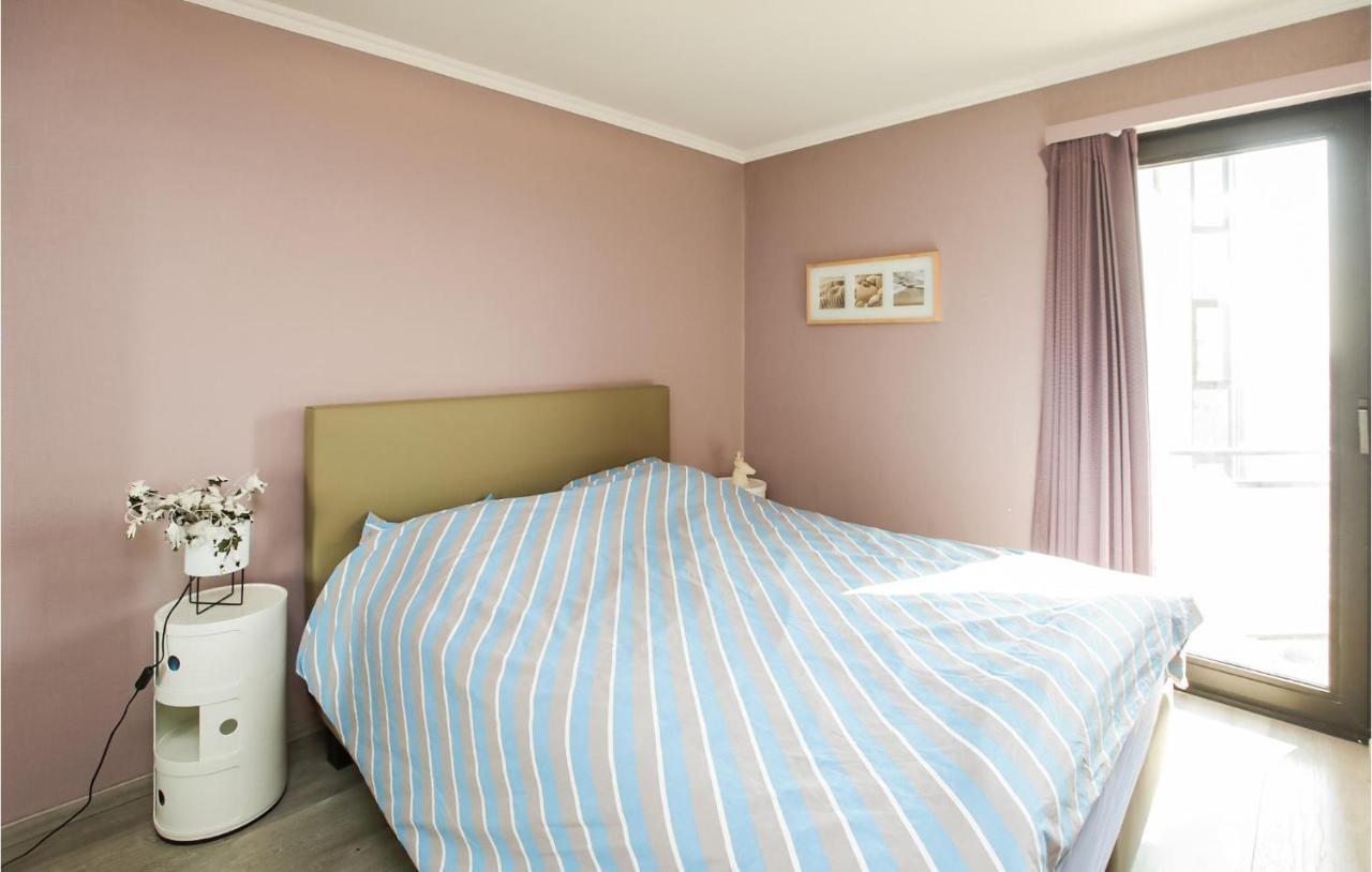 1 Bedroom Lovely Apartment In Oostende Exterior foto