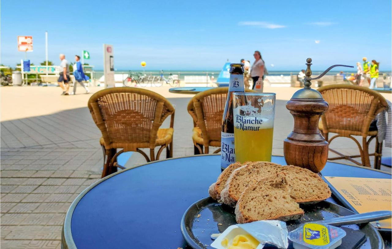 1 Bedroom Lovely Apartment In Oostende Exterior foto